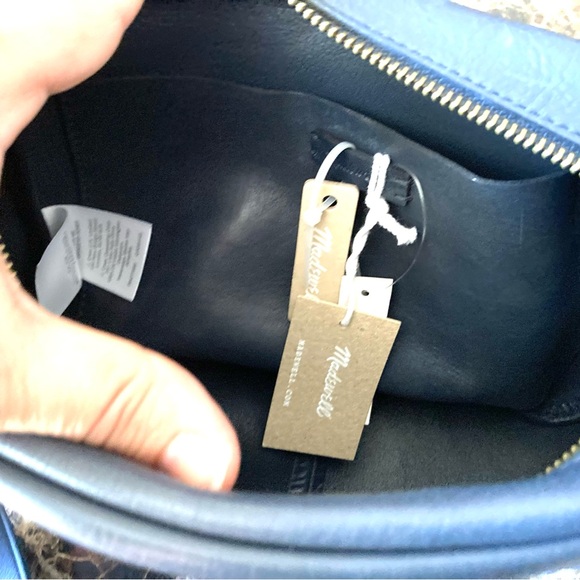 Madewell The Large Transport Camera Bag /Navy - Picture 12 of 16